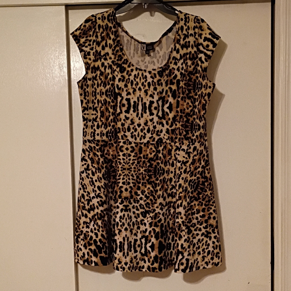 Leopard Print Cap Sleeve Dress